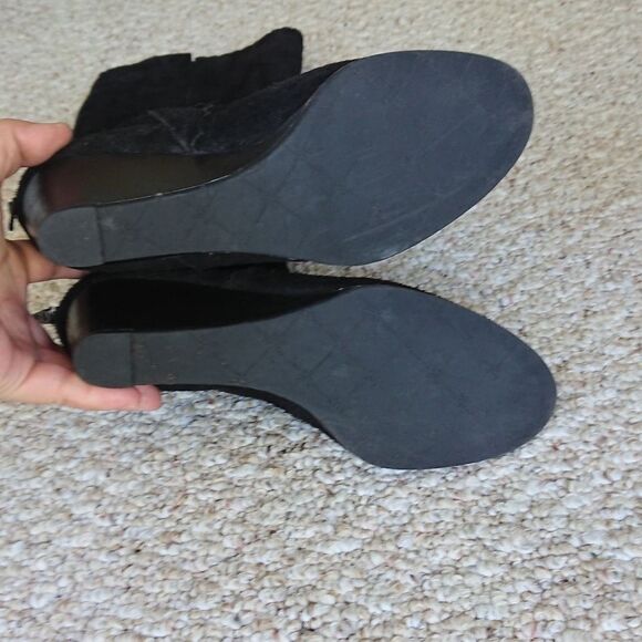 Jack Rogers Mia Suede Wedge Black Boot Size 5M - Picture 12 of 12